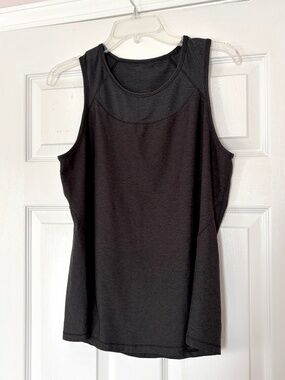 DSG Women's Black Tank Top Size Medium